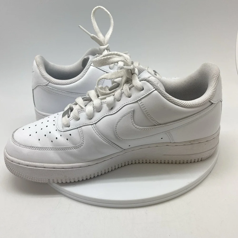 Nike‎ Air Force 1 07 Sneakers Mens 9 CW2288-111 White Leather Casual Shoes